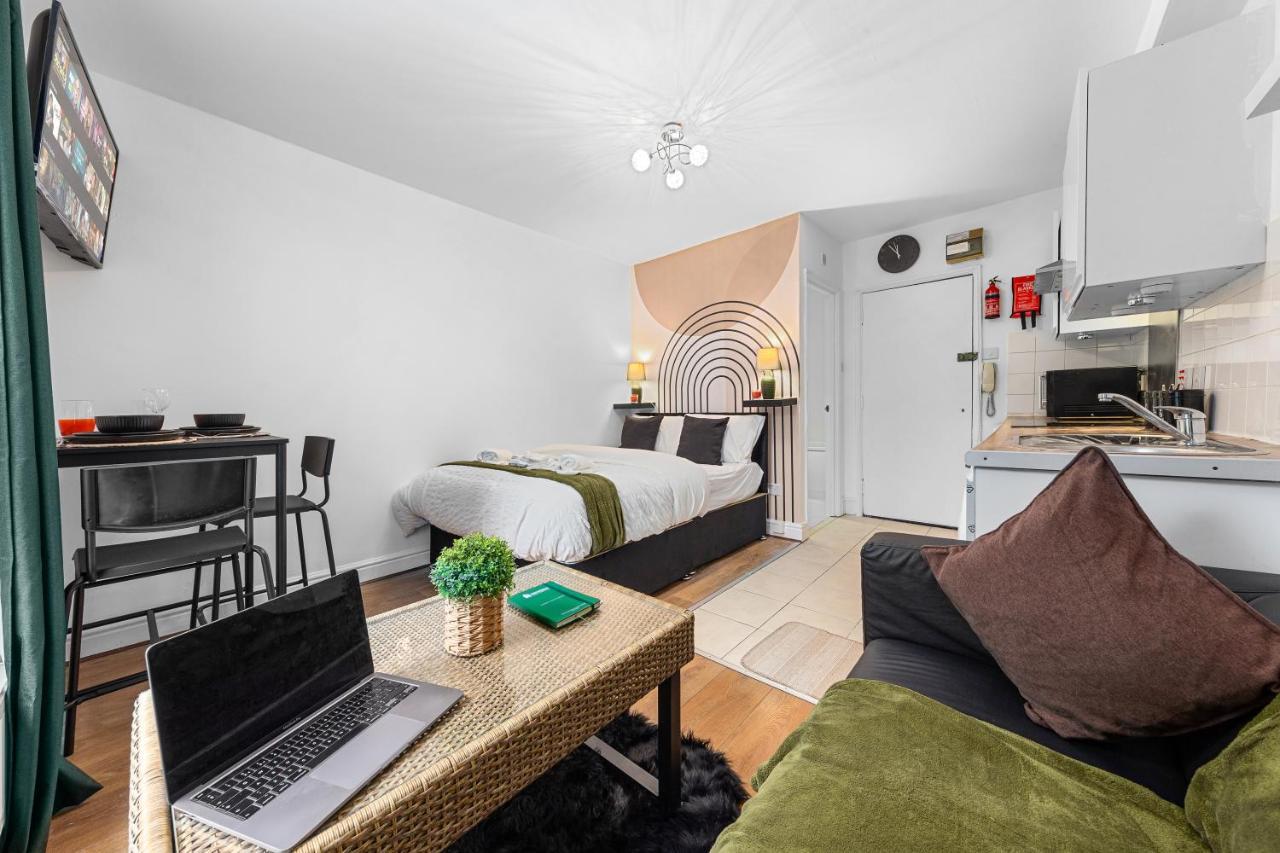 Prime Location Modern Gem Brixton Centre Cozy Studio With Free Parking לונדון מראה חיצוני תמונה