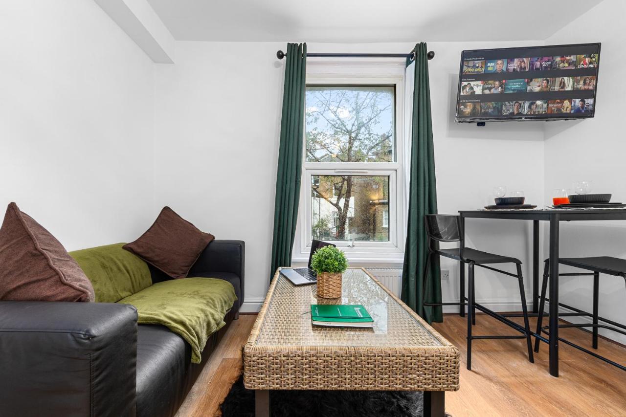 Prime Location Modern Gem Brixton Centre Cozy Studio With Free Parking לונדון מראה חיצוני תמונה