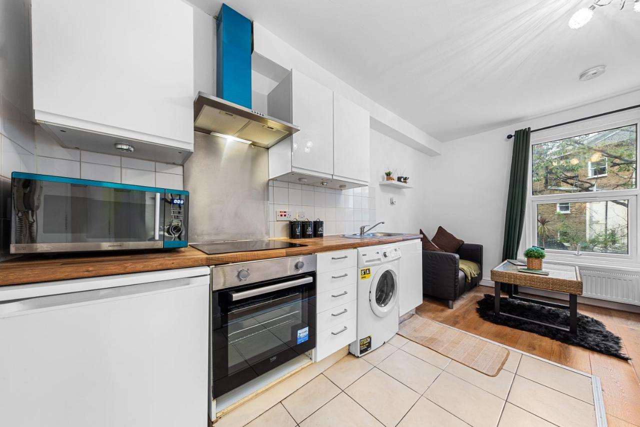 Prime Location Modern Gem Brixton Centre Cozy Studio With Free Parking לונדון מראה חיצוני תמונה