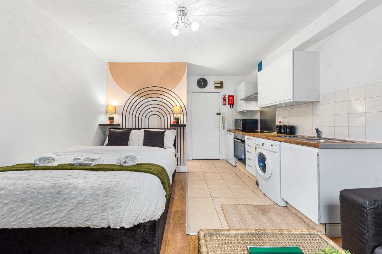Prime Location Modern Gem Brixton Centre Cozy Studio With Free Parking לונדון מראה חיצוני תמונה